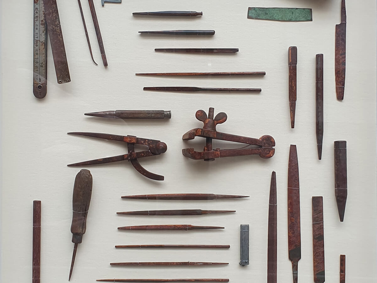 Rusty old tools ready for framing