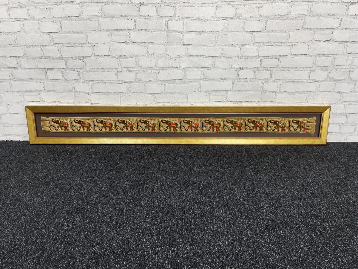 Framed scarf Scarf textile framing